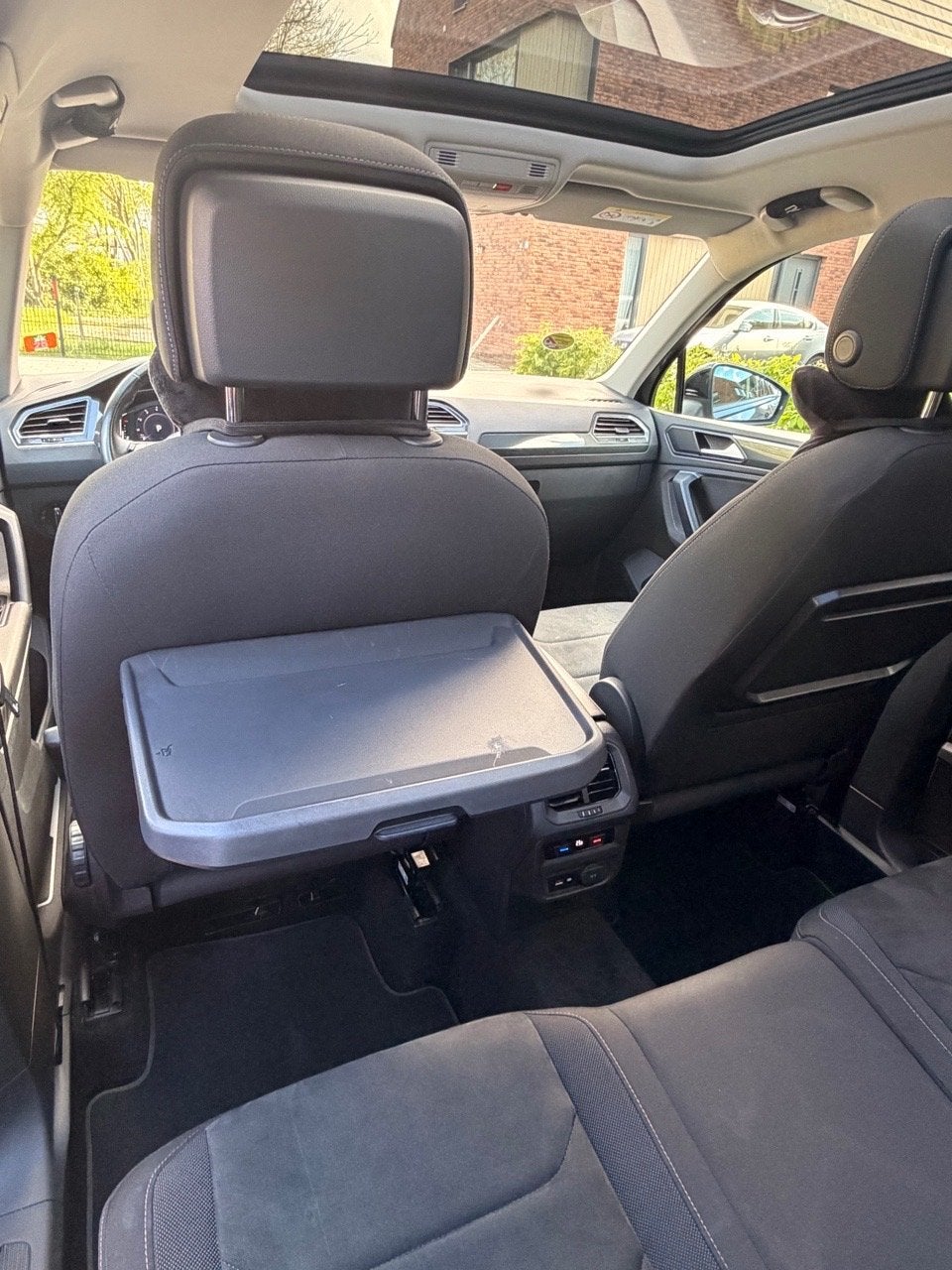 Foto 18 van Volkswagen Tiguan 2.0 TSI 190pk 4Motion DSG 2020 Grijs