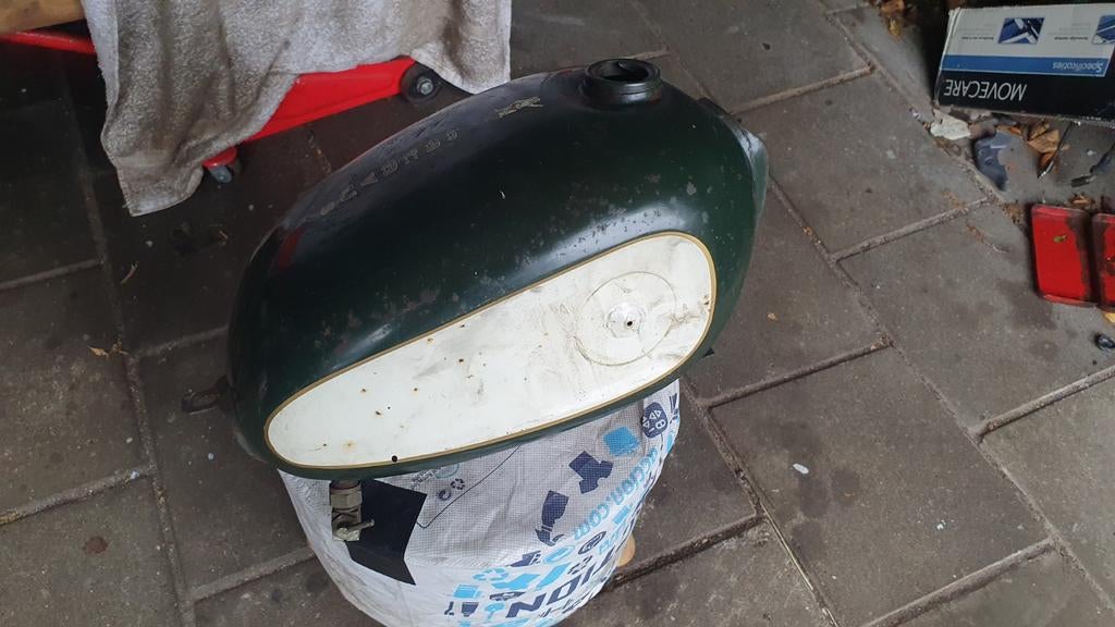 Batavus brommer tank., Fietsen en Brommers, Brommeronderdelen | Scooters, Gebruikt, Overige merken, Tank, Ophalen