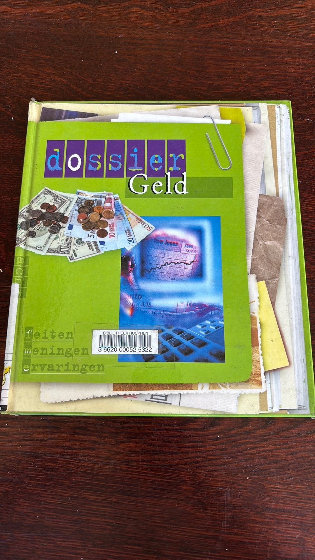 Dossier Geld, Ophalen of Verzenden, Zo goed als nieuw, Nederlands, Overige niveaus