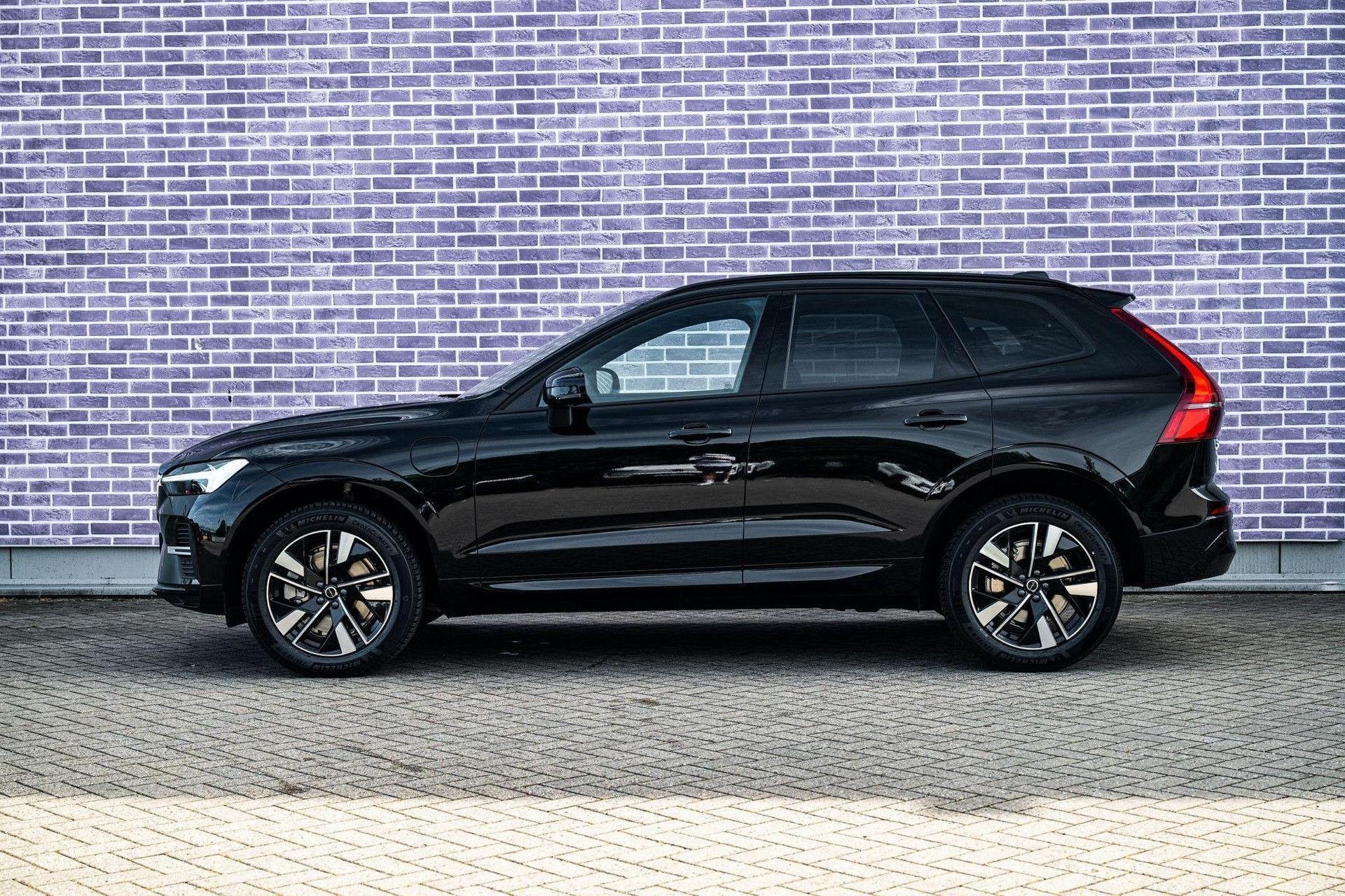 Volvo XC60 2.0 T6 Plug-in hybrid AWD Essential | Gratis Trek, Automaat, 12 maanden, Euro 6, 4 cilinders