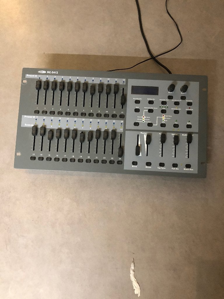 Showtec Sc2412, Ophalen, Zo goed als nieuw, 120 watt of meer, Overige merken