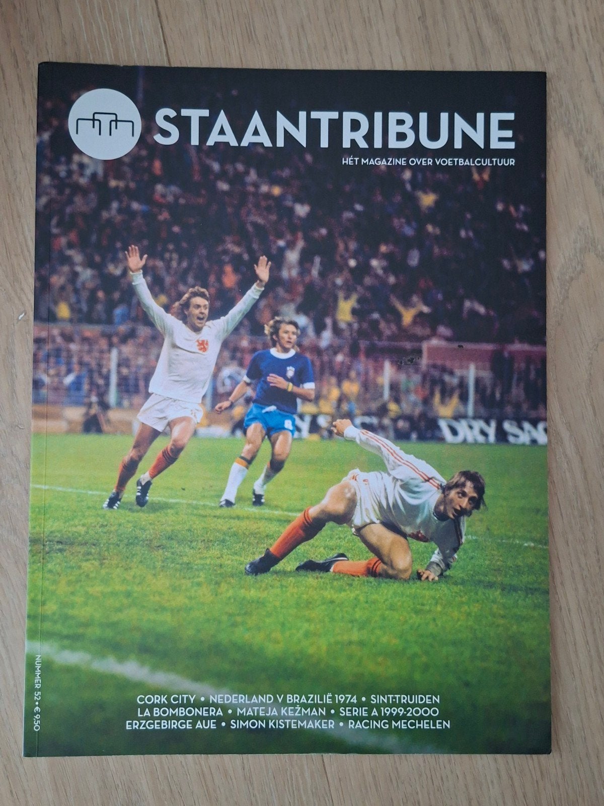 Staantribune Magazine NR 52, Ophalen of Verzenden, Buitenlandse clubs, Boek of Tijdschrift