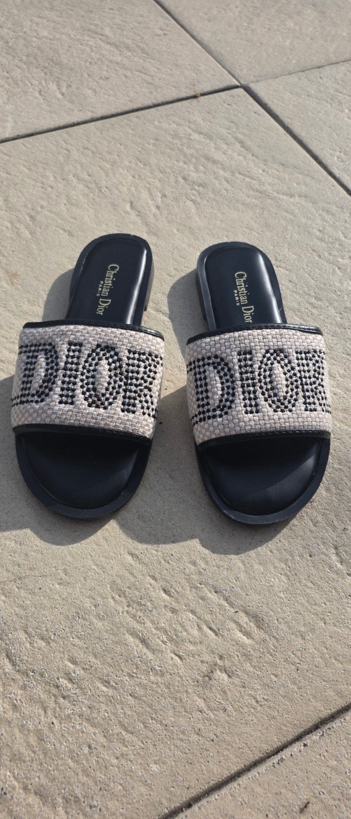 Christian Dior Dway Slippers - Zwart/Beige maat 39, Kleding | Dames, Schoenen, Slippers, Zwart, Ophalen of Verzenden, Zo goed als nieuw