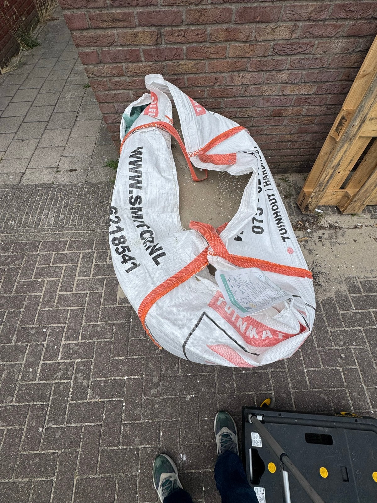 Gratis (Bijna) een kuub zand, Ophalen, Gebruikt