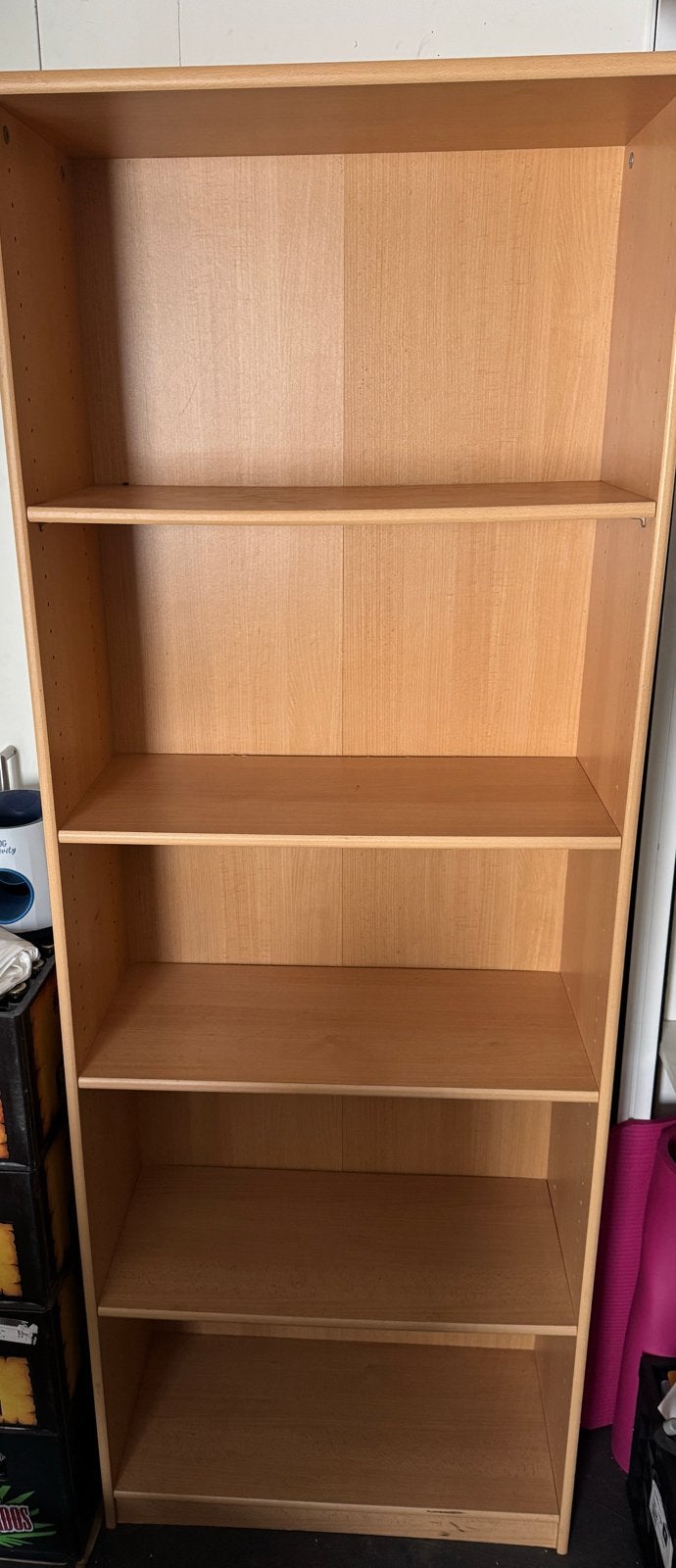 Boekenkast gratis af te halen - 1.80m hoog, 70-75cm breed, Ophalen, Met plank(en), Gebruikt, 50 tot 100 cm
