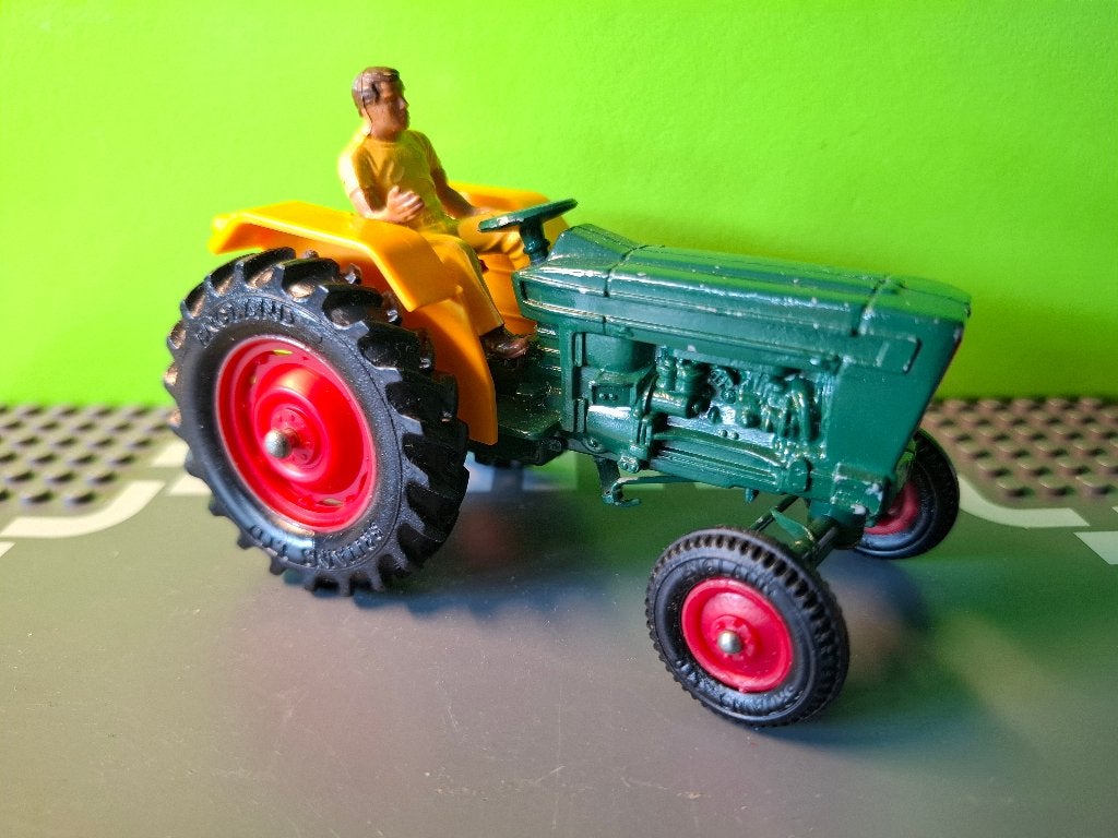 Britains 9420 - Ford 6600 Tractor [groen] 1/32, Hobby en Vrije tijd, Modelauto's | 1:32, Zo goed als nieuw, Tractor of Landbouw