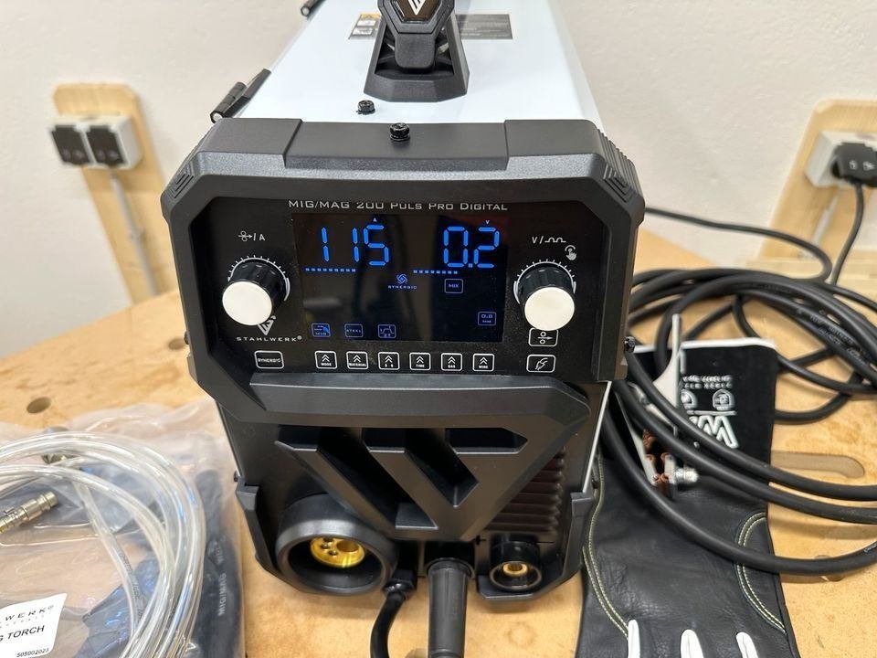 Staalfabriek MIG MAG 200 Puls Pro Digital, Doe-het-zelf en Verbouw, Ophalen, Zo goed als nieuw, 250 ampère of meer, Co2
