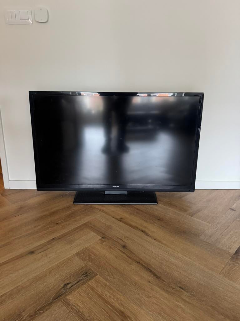 Phillips 42” televisie, gebruikt maar goeie staat, Audio, Tv en Foto, Televisies, Ophalen, Philips, 50 Hz, Zo goed als nieuw