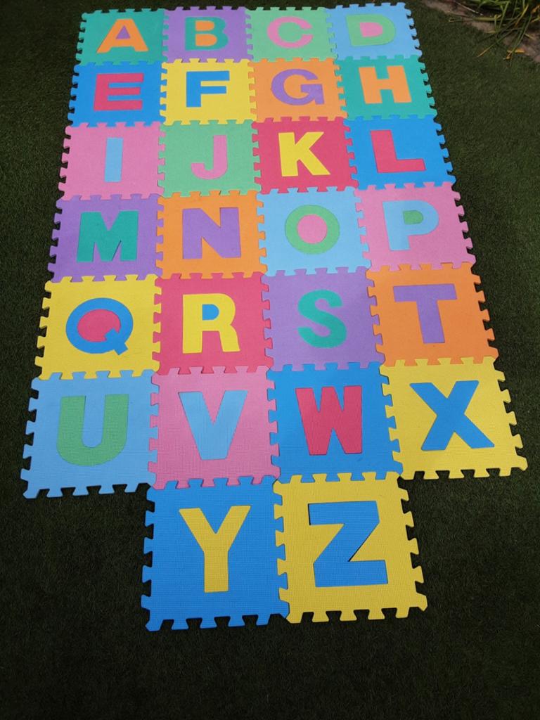 Letter tegels, Ophalen of Verzenden, Zo goed als nieuw