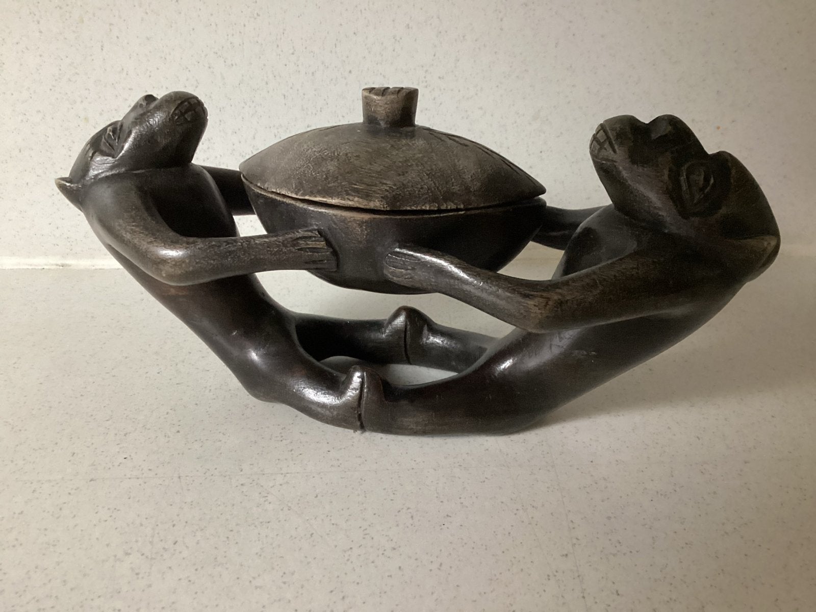 Afrikaanse tribale schaal of medicijnpot, Hout, Bruin, Afrika, Ophalen of Verzenden