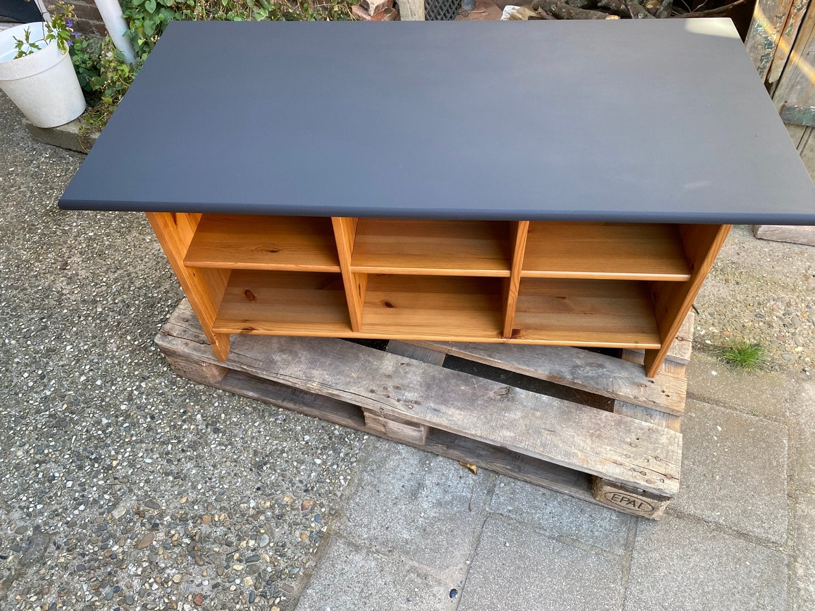 Schoolbordtafel/kast met vakkken voor spullen of poppenhuis, Ophalen, Zo goed als nieuw, Krijtbord
