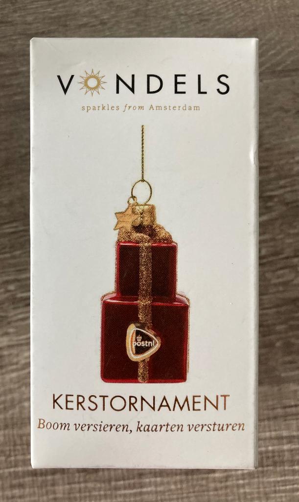 Kerstbal ornament pakje rood Vondels Post NL, Diversen, Ophalen of Verzenden, Zo goed als nieuw