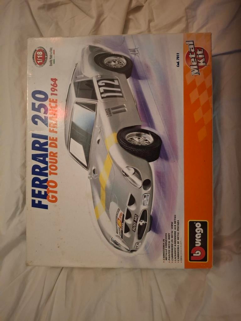 Modelauto ferrari 250, Ophalen, Overige schalen, Auto onroad