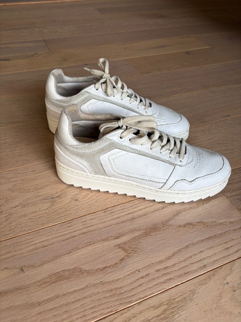 Stijlvolle witte lederen Nubikk sneakers, Nubikk, Wit, Ophalen of Verzenden, Sneakers of Gympen