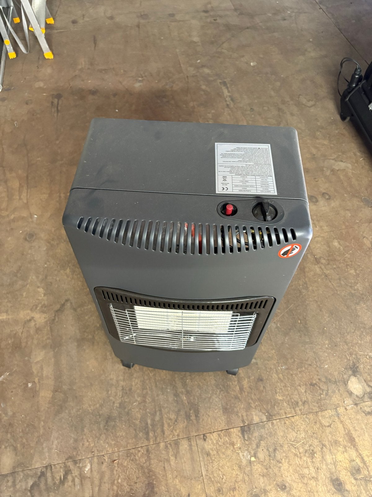 Vrijstaande gaskachel - 3 standen (4200W/2750W/1500W), Huis en Inrichting, Kachels, Ophalen, Gebruikt, Gas, Vrijstaand