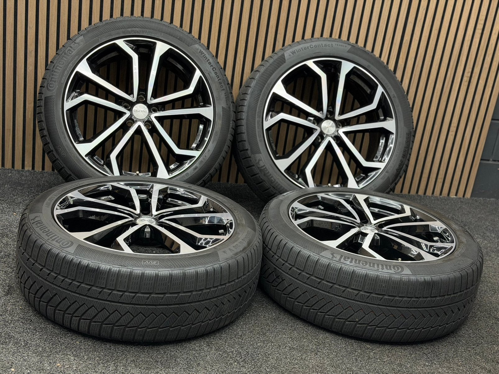 20 inch Dezent TA - Audi Q5 5x112 ET39 255/45/20 Continental, Auto-onderdelen, Banden en Velgen, Ophalen, 255 mm, ., Banden en Velgen