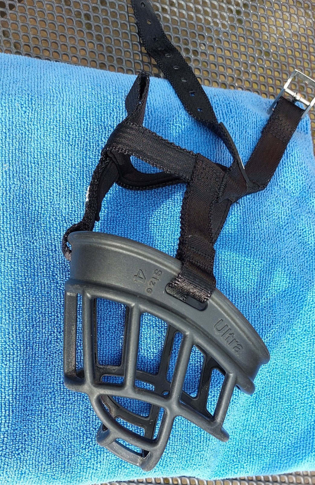 muilkorf voor grote hond maat 4, Ophalen of Verzenden, Gebruikt, Hondenriem-accessoire