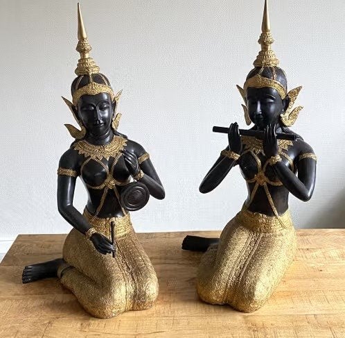 Set van 2 bronzen Thewada muzikanten, Ophalen