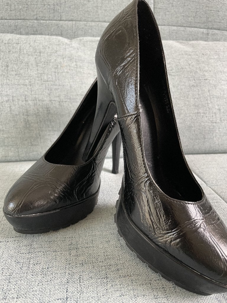 Nieuwe, zwarte pumps - maat 38, Kleding | Dames, Pumps, Zwart, Nieuw, Ophalen of Verzenden