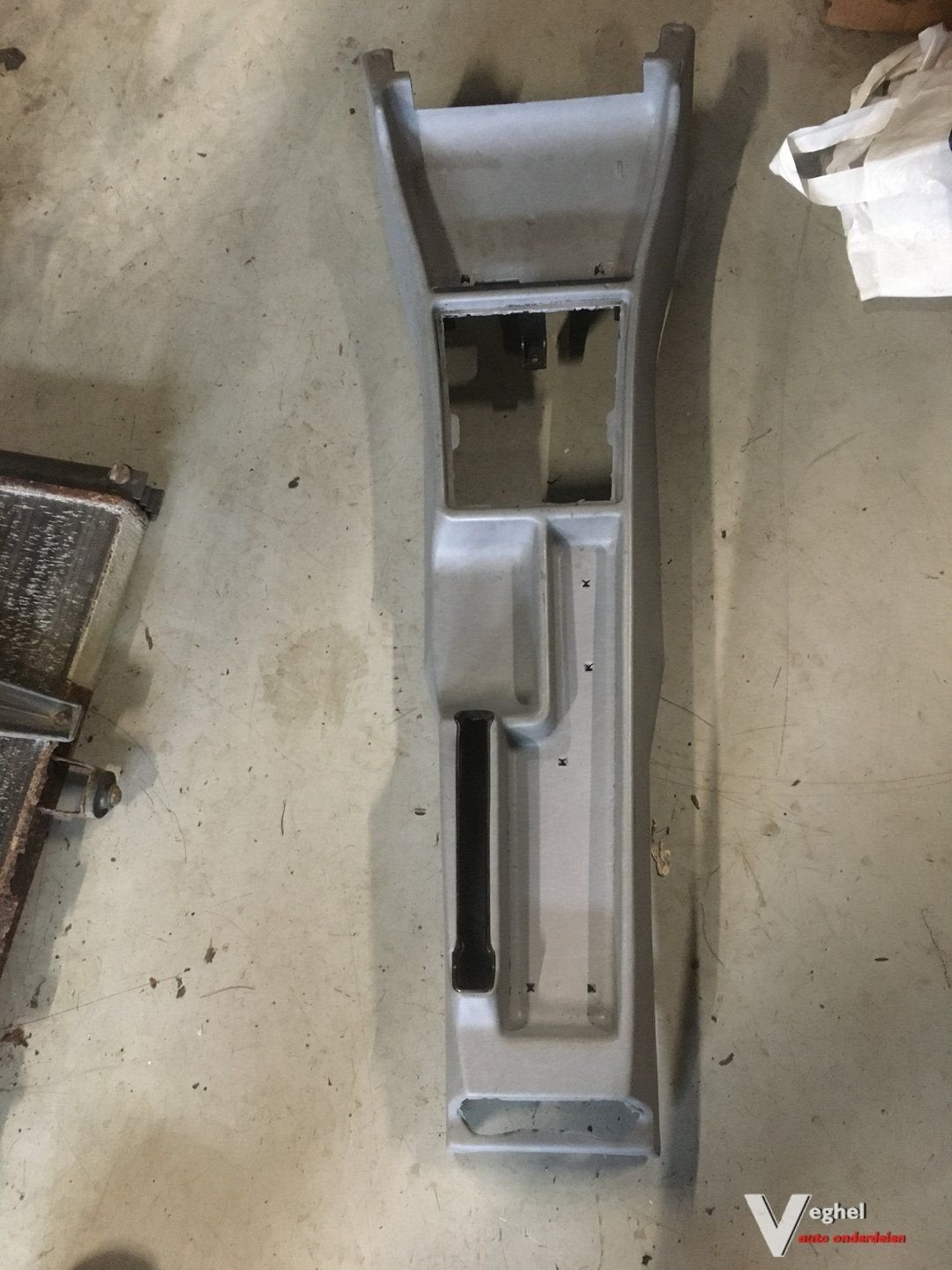 Mercedes W201 1992 Middenconsole Grijs, Ophalen, Gebruikt, -, -