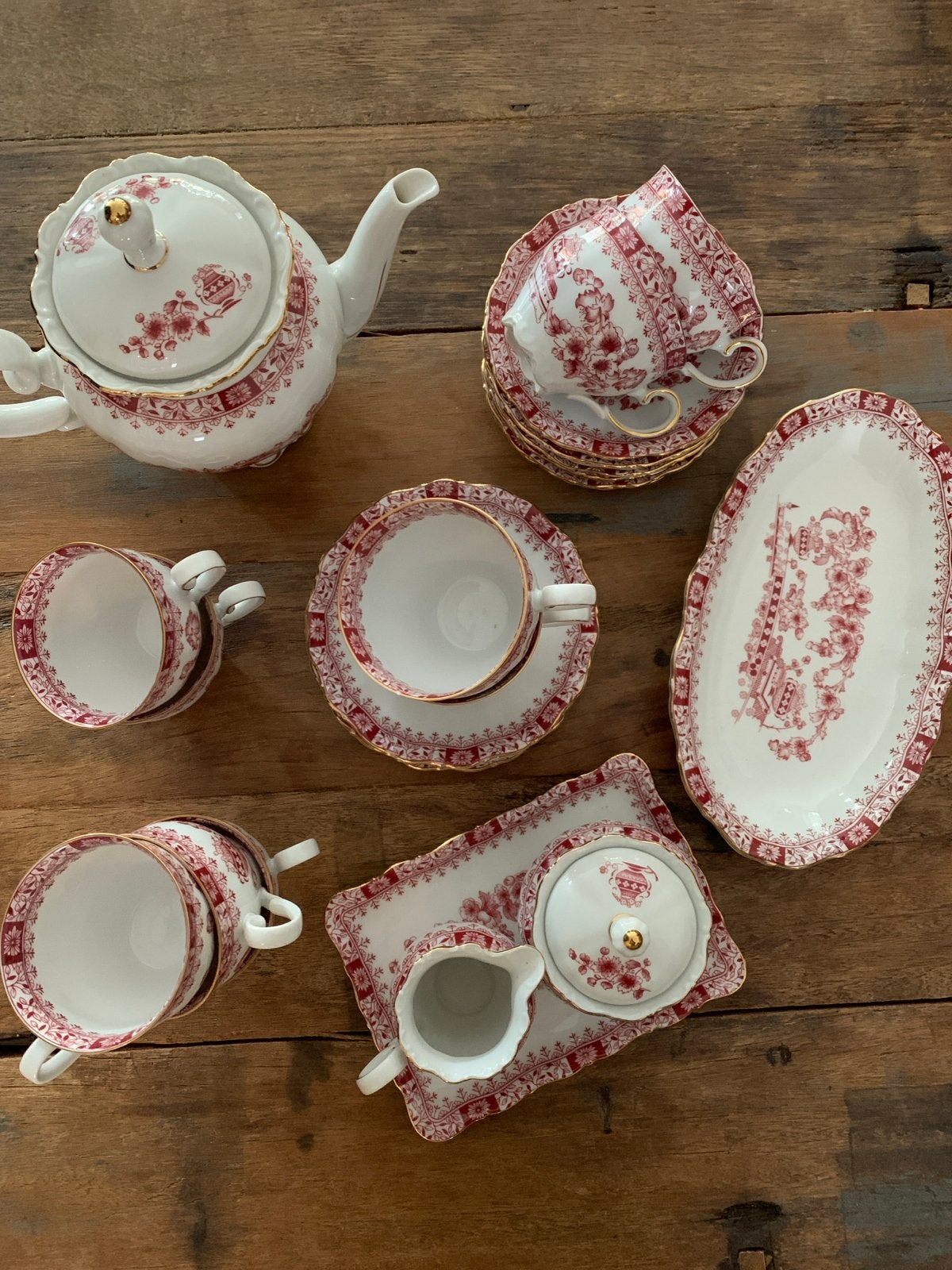 Klassiek rood-wit Theresia Red servies van Seltmann Weiden, Antiek en Kunst, Ophalen