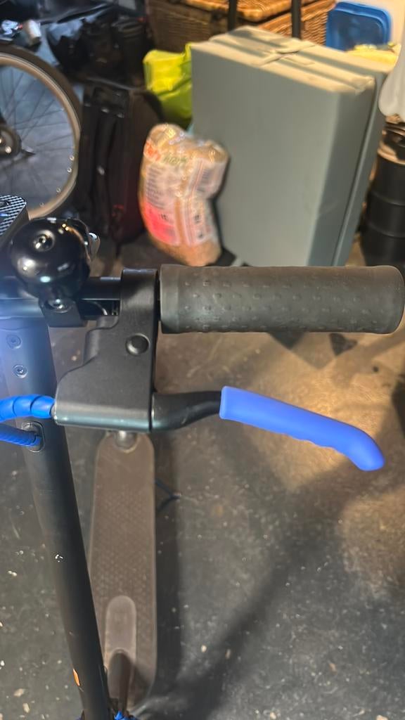 elektrishe step xoami blauw en zwart, Ophalen, Gebruikt, Elektrische step (E-scooter)