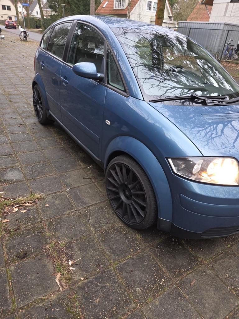 Audi 2001 Blauw, Auto's, Audi, Particulier, A2, Benzine, Stationwagon, Handgeschakeld, Geïmporteerd, Blauw, Beige, Stof, Voorwielaandrijving