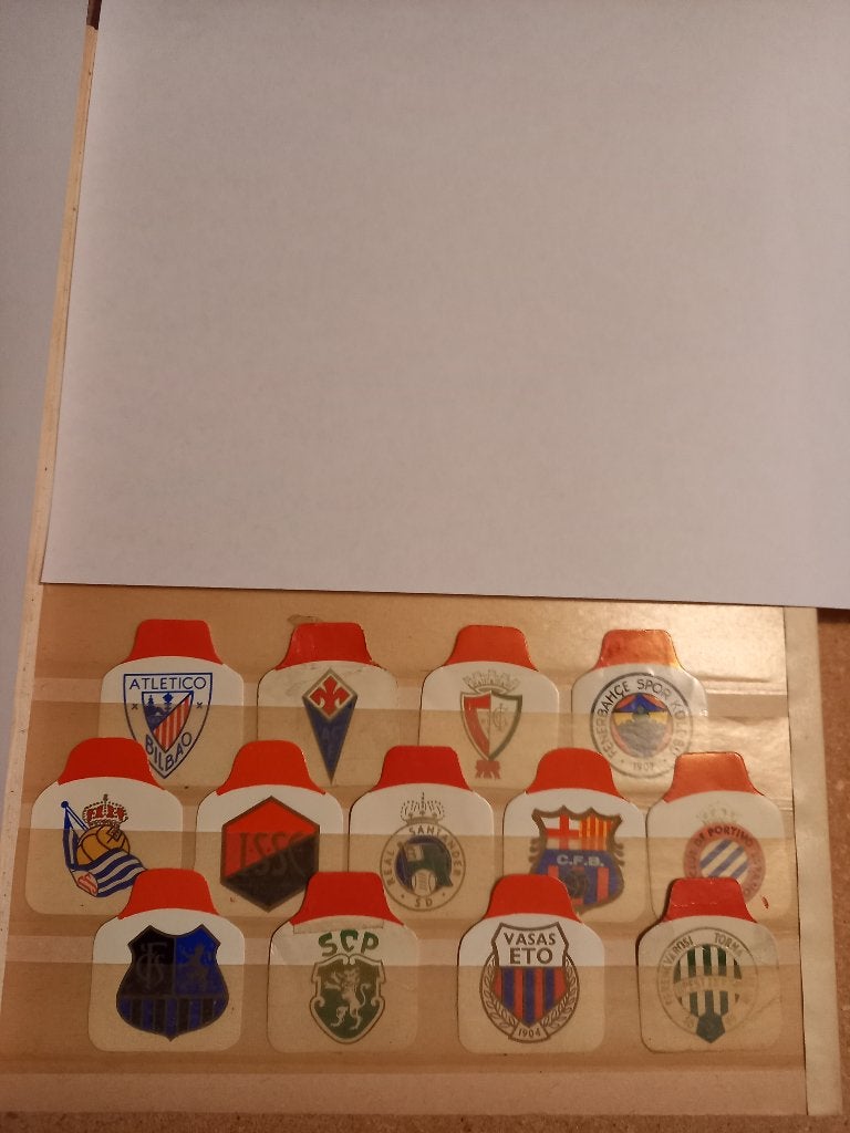 Voetbalemblemen Nieuwmeyershag, Ophalen of Verzenden, Zo goed als nieuw, Overige binnenlandse clubs, Overige typen