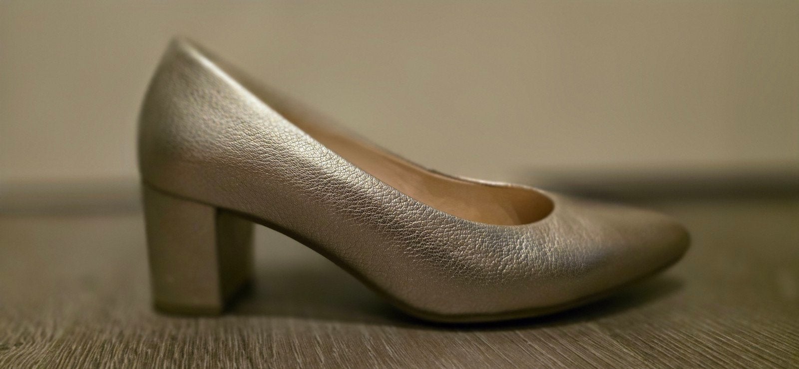 Gabor pumps, maat 5, 1x gedragen, Kleding | Dames, Pumps, Overige kleuren, Gabor, Ophalen of Verzenden