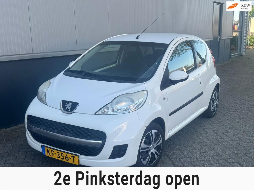 Peugeot 107 1.0-12V XR airco Carplay Nieuwe apk, Auto's, Peugeot, Voorwielaandrijving, Gebruikt, 4 stoelen, Bedrijf