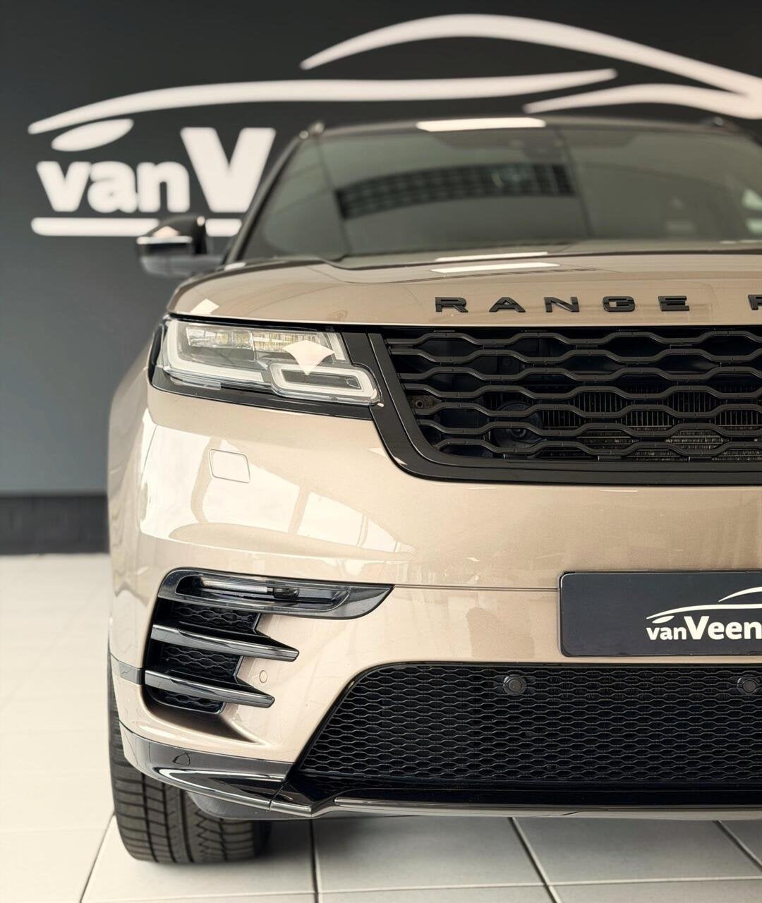 Range Rover Velar 2.0 P250 R-Dynamic HSE | 2 jaar garantie, Auto's, Land Rover, Dealer onderhouden, Gebruikt, 4 cilinders, Range Rover Velar