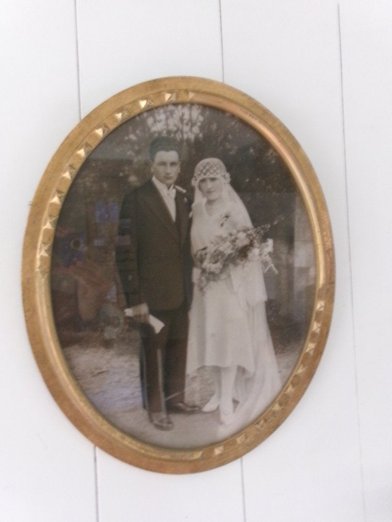 Twee prachtige antieke jaren 30 Franse ovale lijsten, Hout, Standaard fotolijst, Ophalen of Verzenden, Zo goed als nieuw