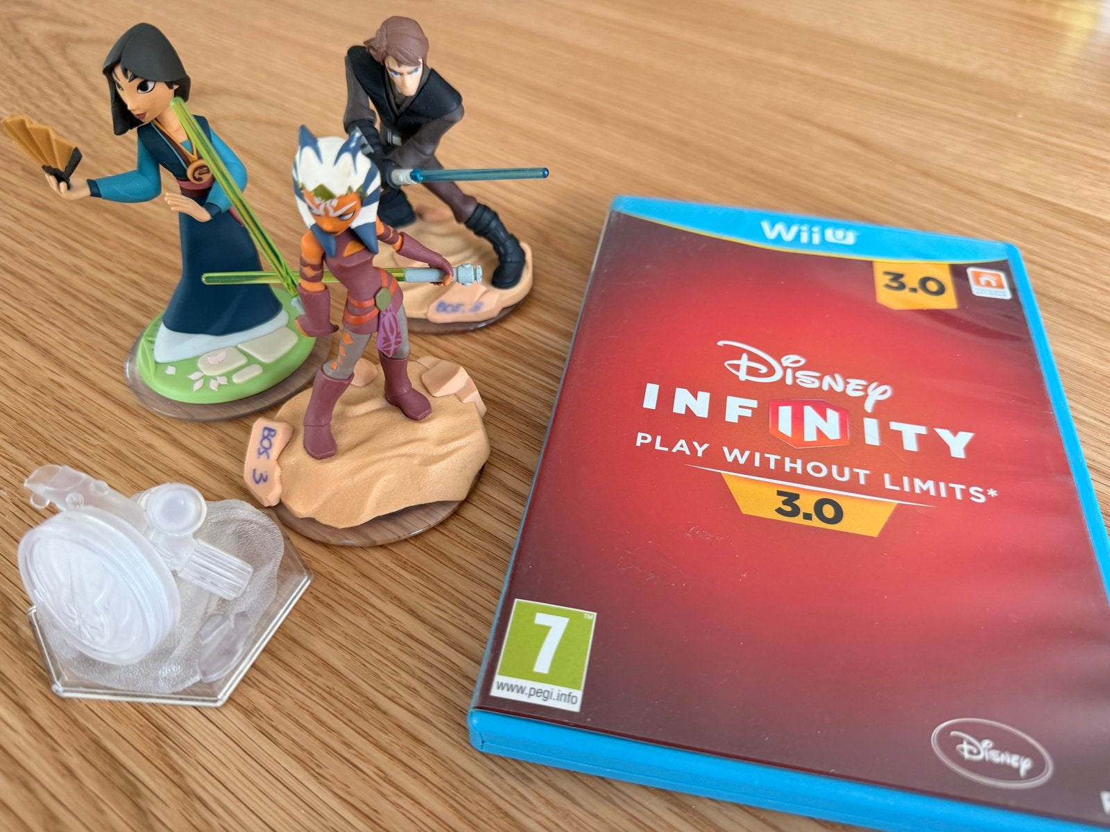 Disney Infinity 3.0 Wii U met figuren Mulan, Anakin, Ahsoka, Avontuur en Actie, Gebruikt, 1 speler, Eén computer