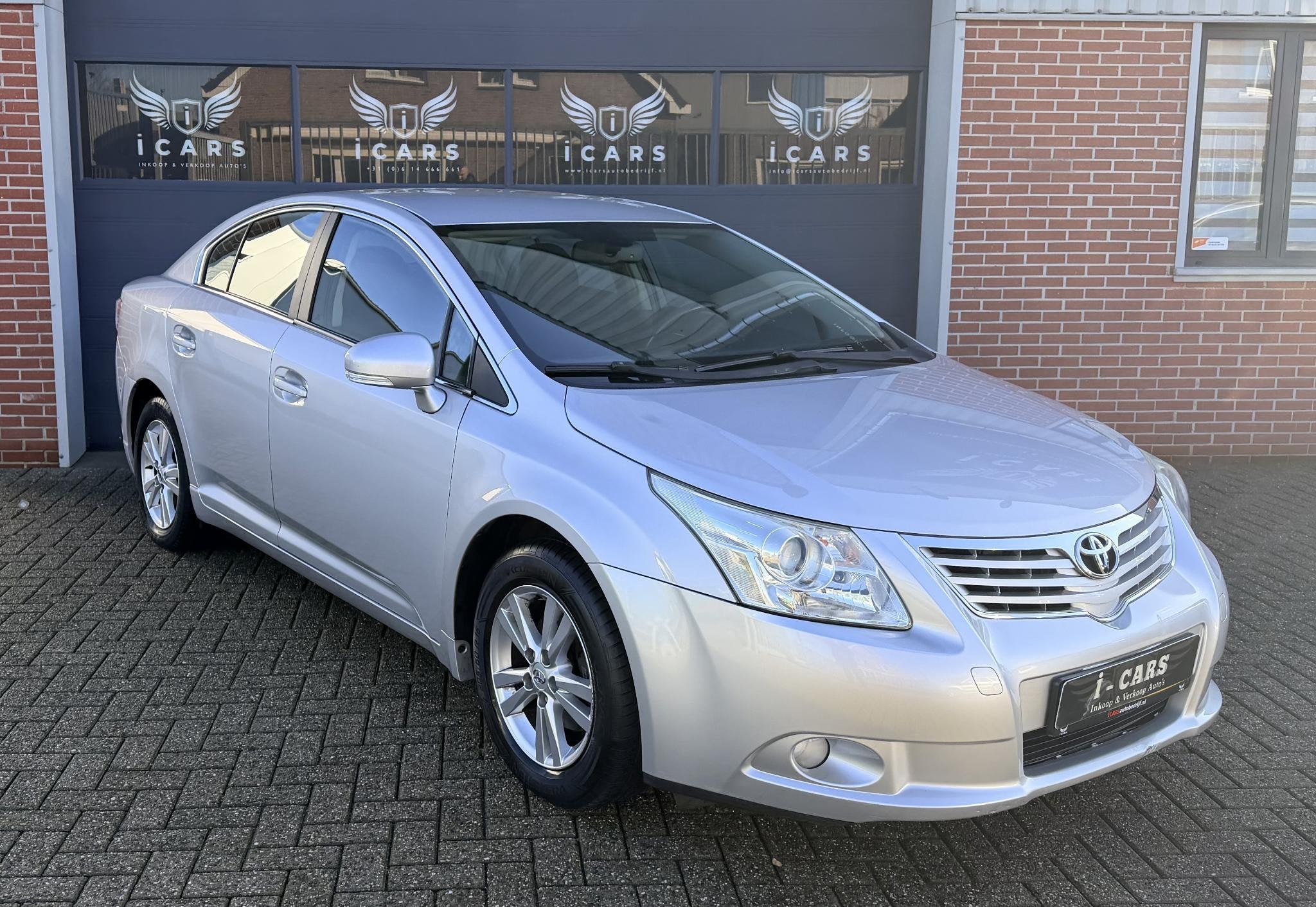 Toyota Avensis 2.0 VVTi Dynamic 1e eigenaar Dealer onderhoud, Auto's, Voorwielaandrijving, Stof, Huisgarantie, 4 cilinders
