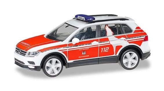 VW Tiguan Notarztfahrzeug Feuerwehr Wolfsburg Herpa, Nieuw, Ophalen of Verzenden, Bus of Vrachtwagen, Herpa