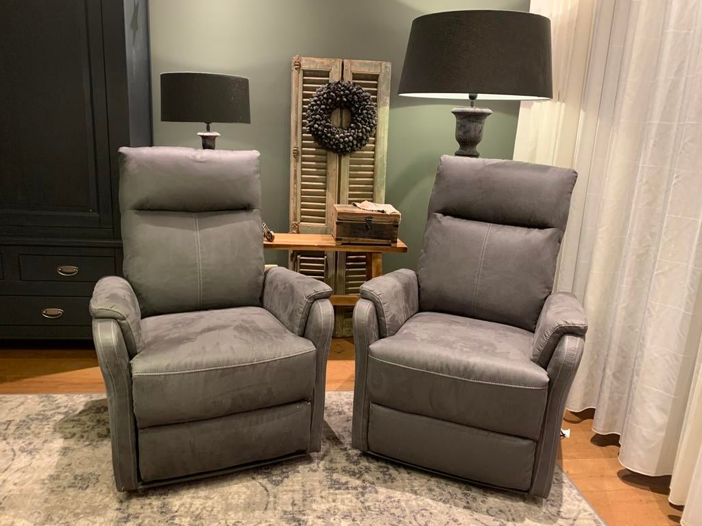 Twee prachtige elektrische relaxfauteuils – als nieuw!, Ophalen, Zo goed als nieuw, 75 tot 100 cm, 50 tot 75 cm