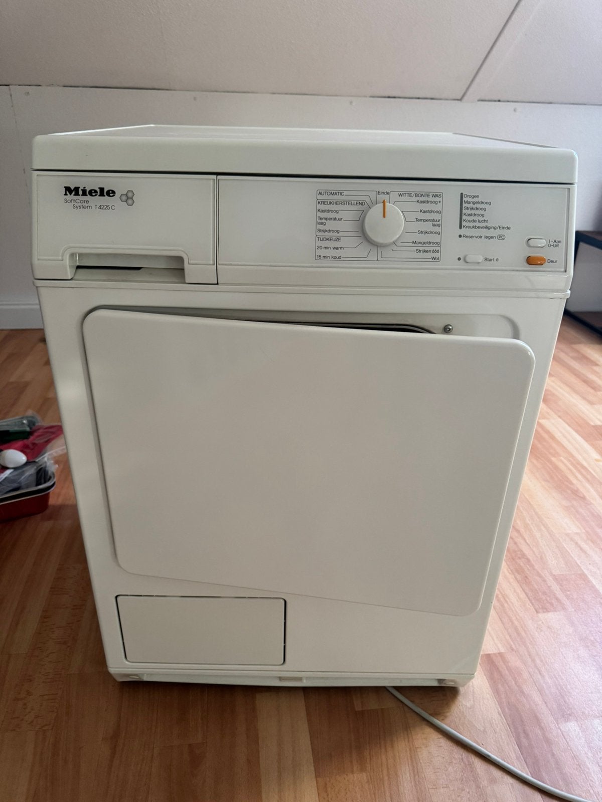 Miele condensdroger, 6 tot 8 kg, Ophalen, Zo goed als nieuw, Condens