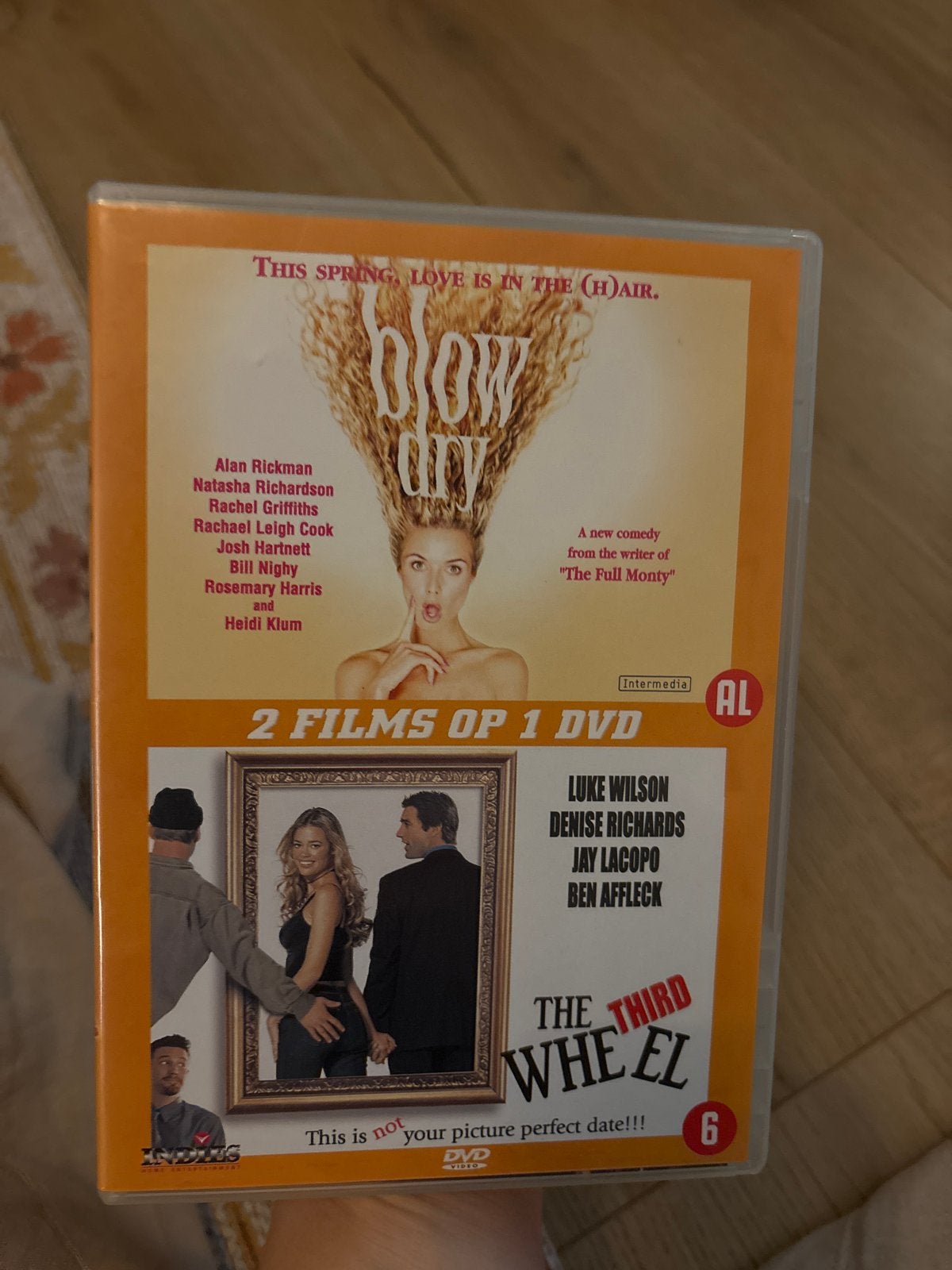 Blow Dry / The Third Wheel - 2 films op 1 DVD, Nederlands, Ophalen of Verzenden, Vanaf 6 jaar, Inclusief doosje