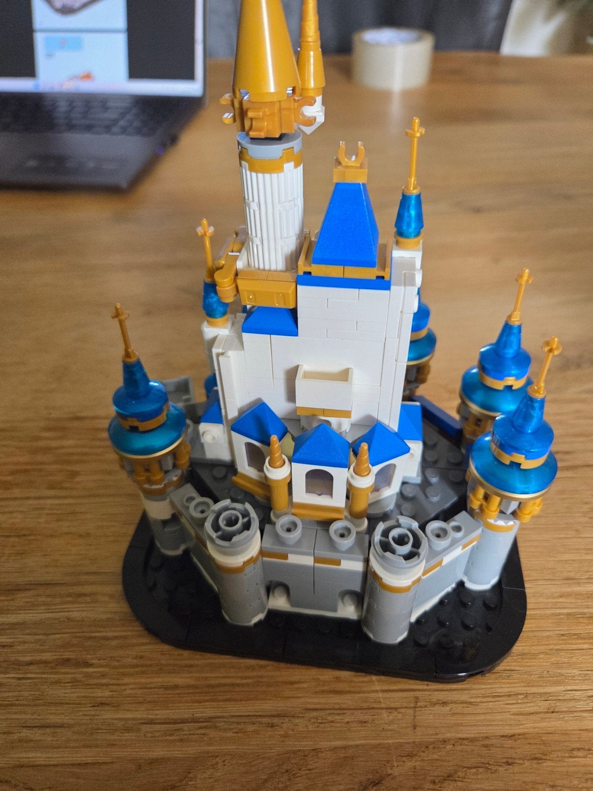 Lego Mini Disney Kasteel - Compleet en Zo Goed als Nieuw, Kinderen en Baby's, Speelgoed | Duplo en Lego, Lego, Ophalen of Verzenden