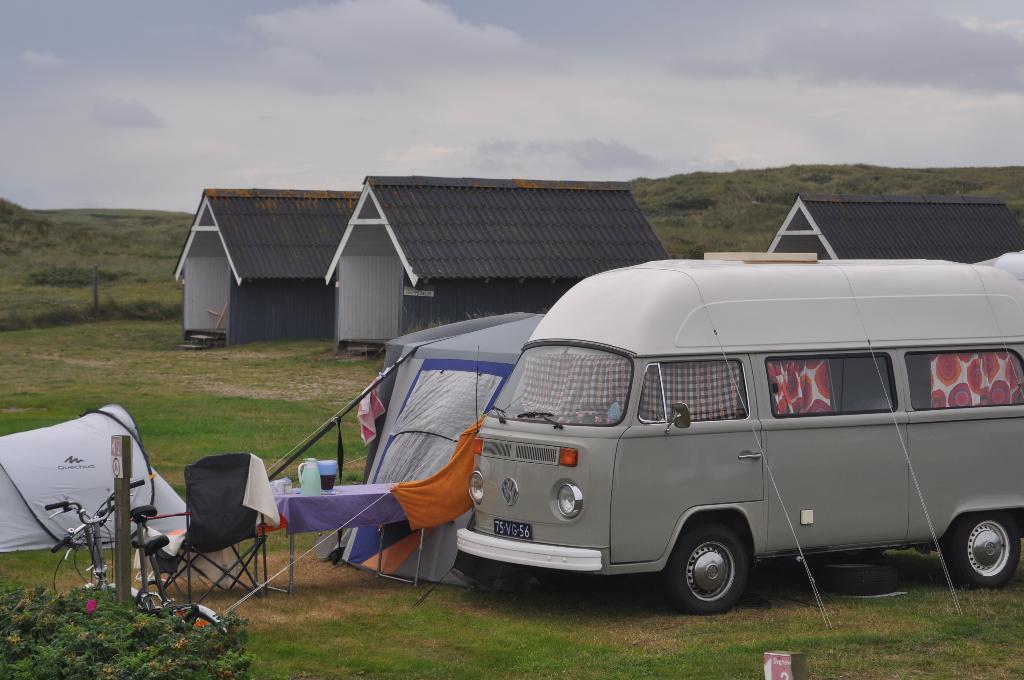 Voortent of bustent voor oude kampeerbus, Caravans en Kamperen, Ophalen, Gebruikt, Overige merken