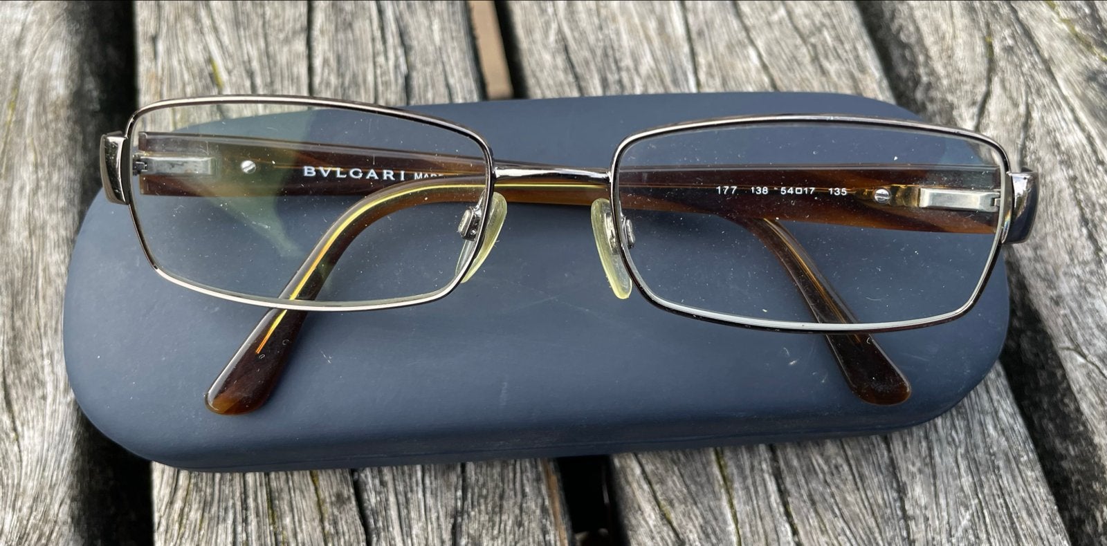 Bvlgari metalen brillenmontuur met bruine/gunmetal accenten, Overige merken, Gebruikt, Bruin, Ophalen of Verzenden