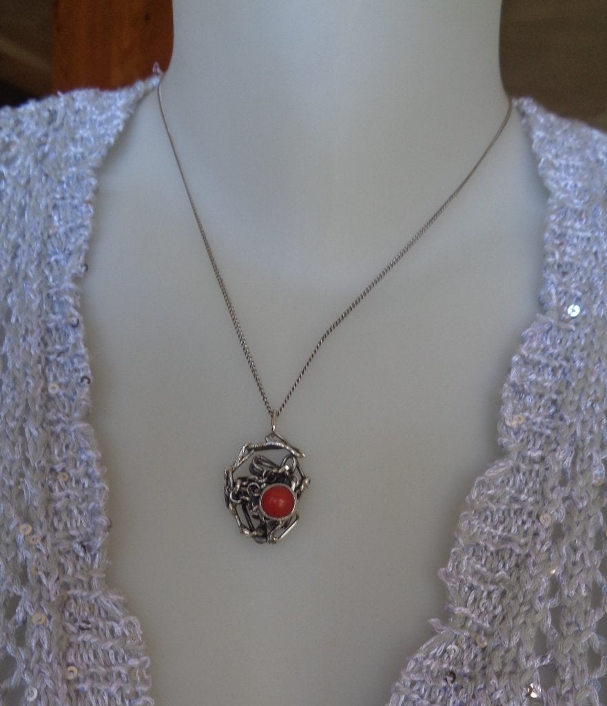 zilveren ketting met aparte hanger met bloedkoraal [814], Verzenden, Zilver, Ketting, Met edelsteen