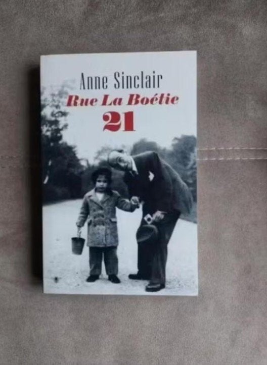 Rue La Boetie 21 door A. Sinclair, Ophalen of Verzenden, Zo goed als nieuw, A. Sinclair