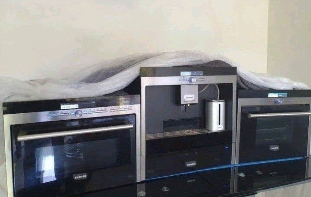 siemens inbouw combi-oven, koffiemachine & stoomoven, Afneembaar waterreservoir, Gebruikt, Koffiemachine, 2 tot 4 kopjes