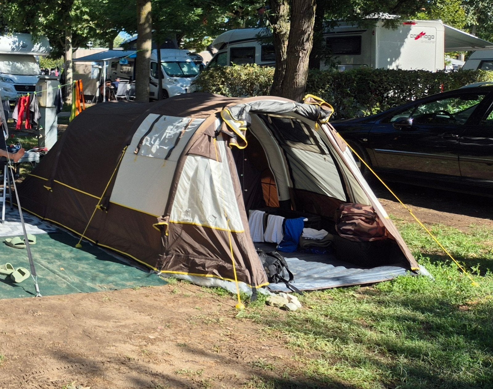 Redwood Emerald 220 AIR Tunneltent 3 persoons
Emerald 220 AI, Caravans en Kamperen, Ophalen, Zo goed als nieuw