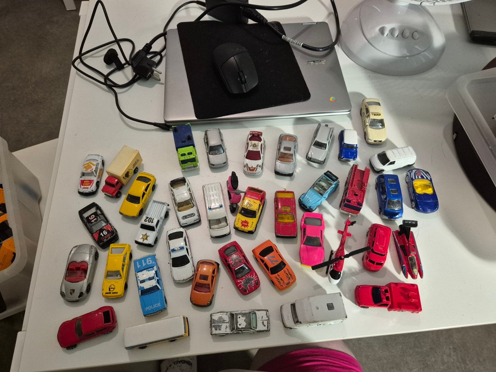 Partij gebruikte Matcbox, Majorette en Hotwheels auto's., Ophalen, Gebruikt, 1:5 t/m 1:8, Auto