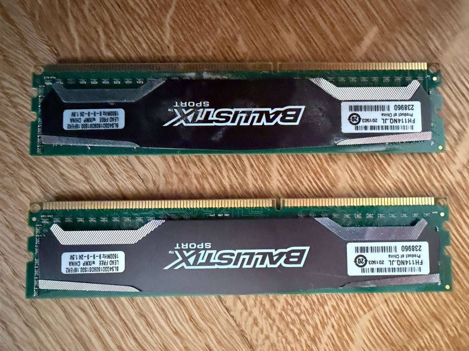 2x4GB Crucial DDR3-1600 PC3-12800 Desktop Geheugenmodules, Computers en Software, RAM geheugen, Ophalen of Verzenden, Zo goed als nieuw