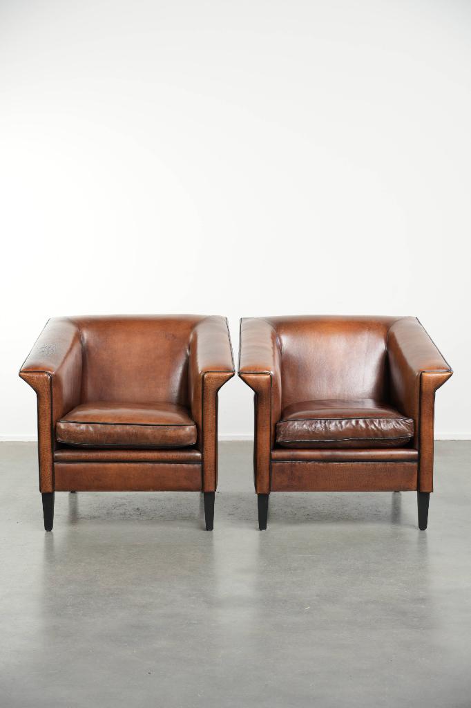 Set van twee strakke schapenleren Art Deco design fauteuils, Huis en Inrichting, Fauteuils, Gebruikt, Leer, 75 tot 100 cm, 75 tot 100 cm