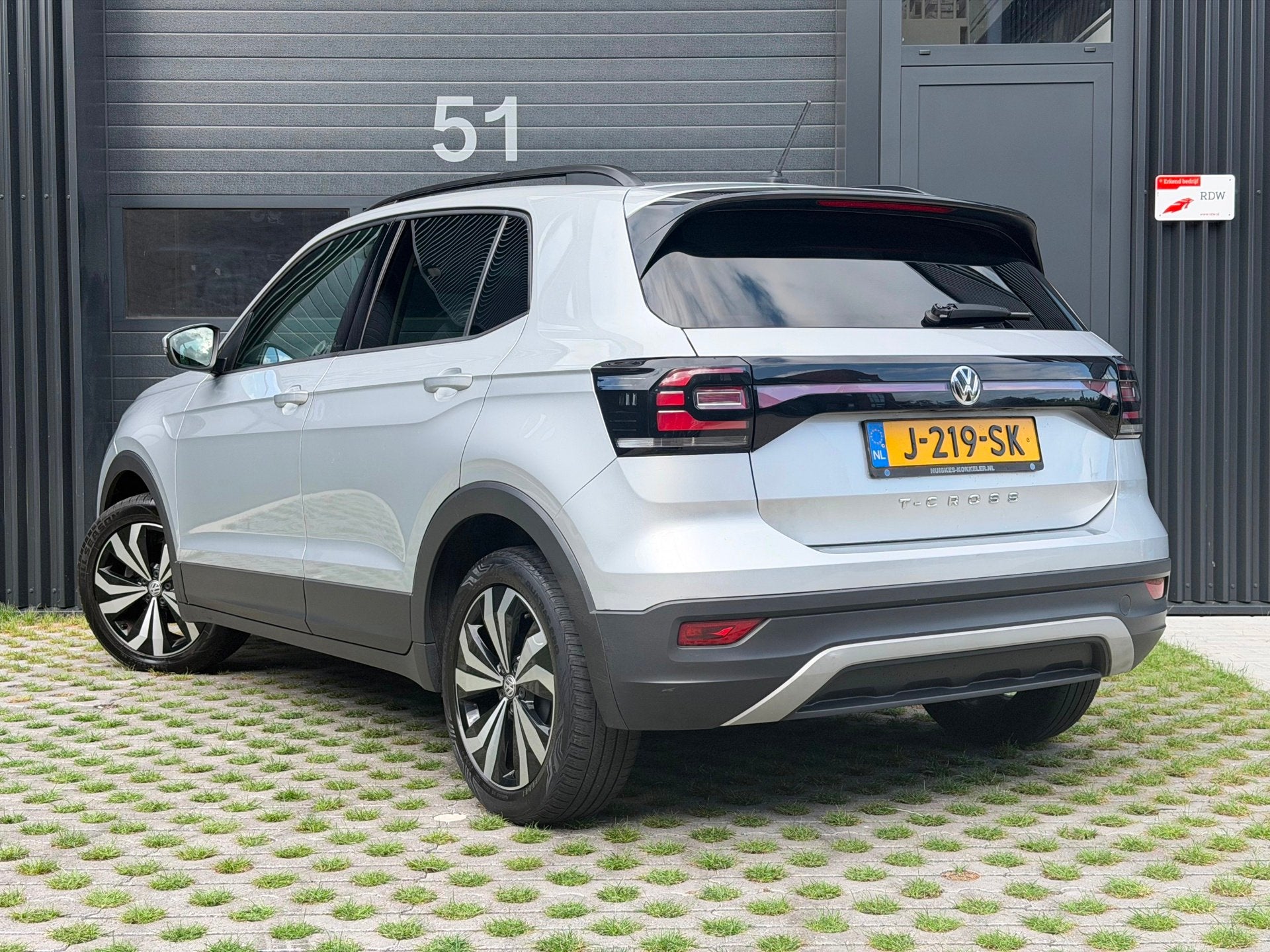 Volkswagen T-Cross 1.0 TSI Life | Carplay | LaneAssist | ACC, Auto's, Voorwielaandrijving, T-Cross, Euro 6, 95 pk