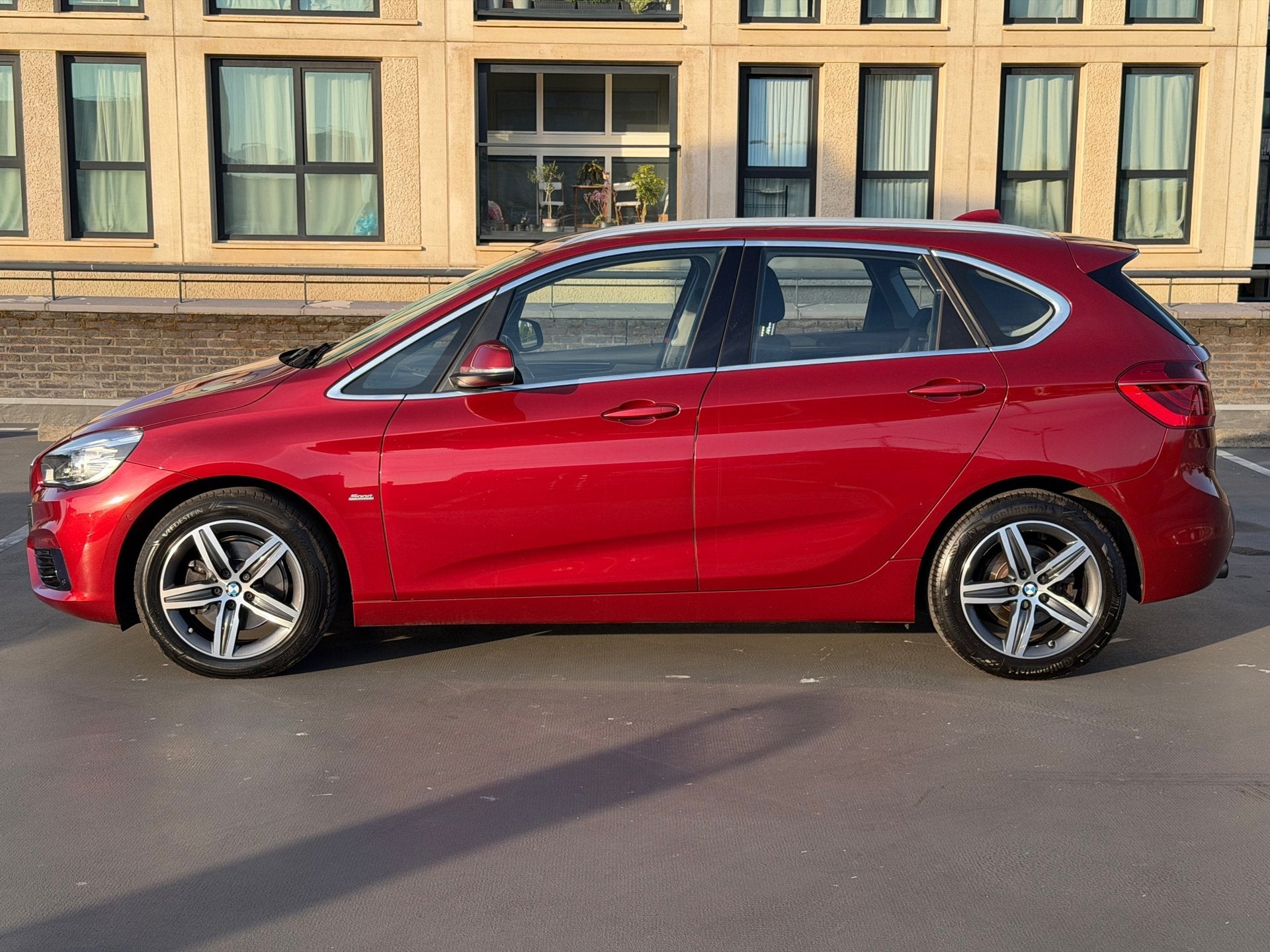 BMW 2-serie Active Tourer 218i Sport Camera Cruise PDV LMV N, Auto's, BMW, Gebruikt, Euro 6, Origineel Nederlands, Bedrijf